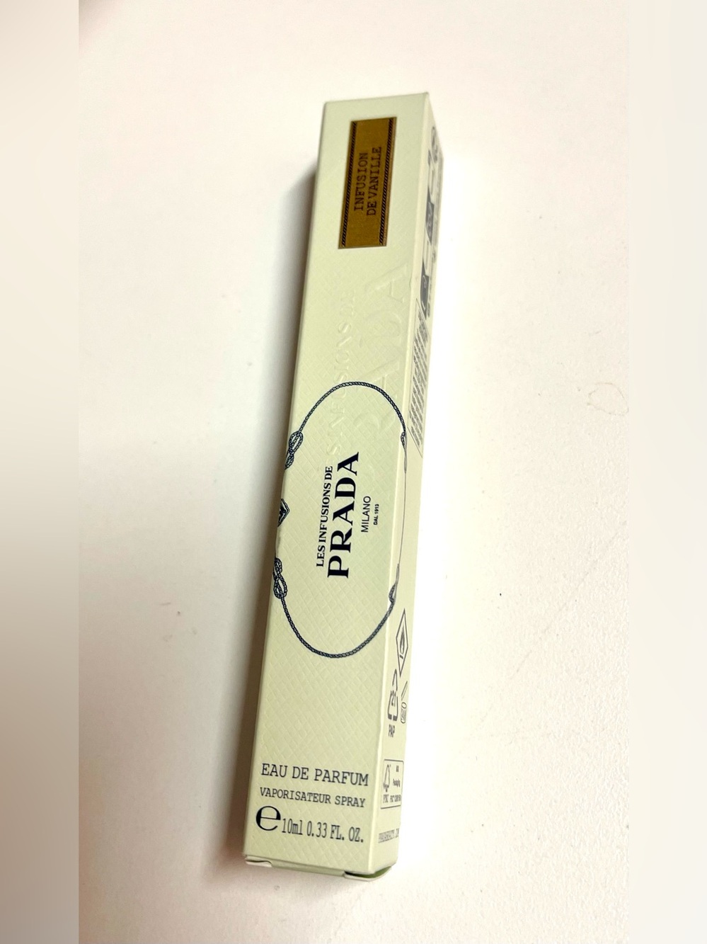 Prada, 🤍Infusion de Vanille Eau de Parfum Travel Spray, brand 🆕, unopened